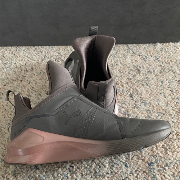 Puma High Tops - Picture 8 of 8